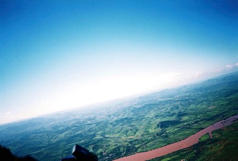  Stovkov� superden, po startu a p�ed vyhnit�m na 8. kilometru 