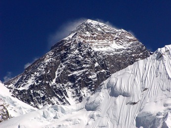  Stecha svta, J-JZ stna Mt. Everestu 