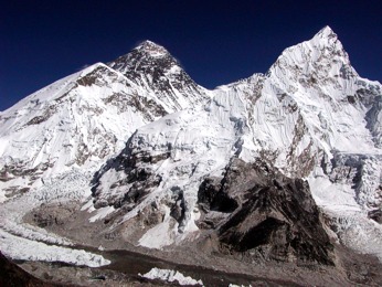  Mt. Everest 