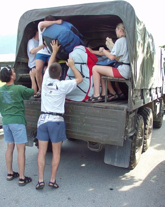  Departure up to the hill 