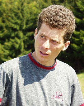  Tom� Lednik 