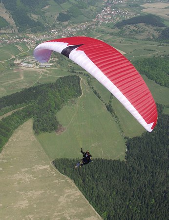  Vysoko nad Stran�kem 